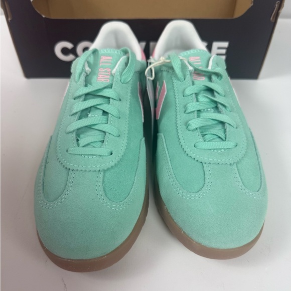 Converse Run Star Trainer Athletic Sneakers NIB Star Chevron Suede New NIB - Picture 2 of 10